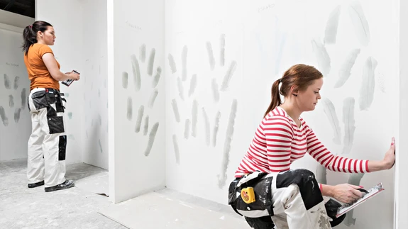 Mitmed niiskuskindlad pahtlid tolmasid lihvimisel üsna tagasihoidlikult, nii et testijad ei kasutanudki hingamiskaitsevahendit. 